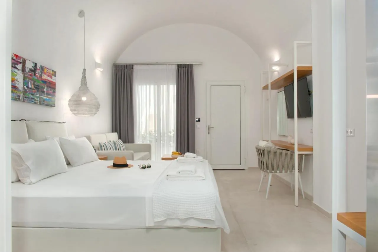 Lefko Suites Hanioti Grecia