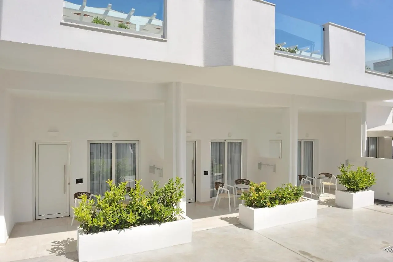 Lefko Suites Chaniotis Aparthotel